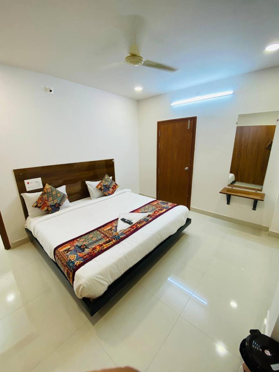 Hk Guest Rooms Guntur Luaran gambar